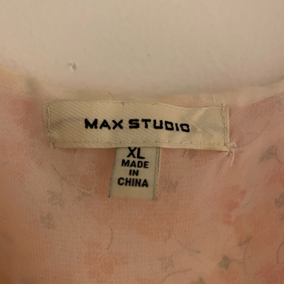 Max studio XL peplum blouse - Picture 7 of 7